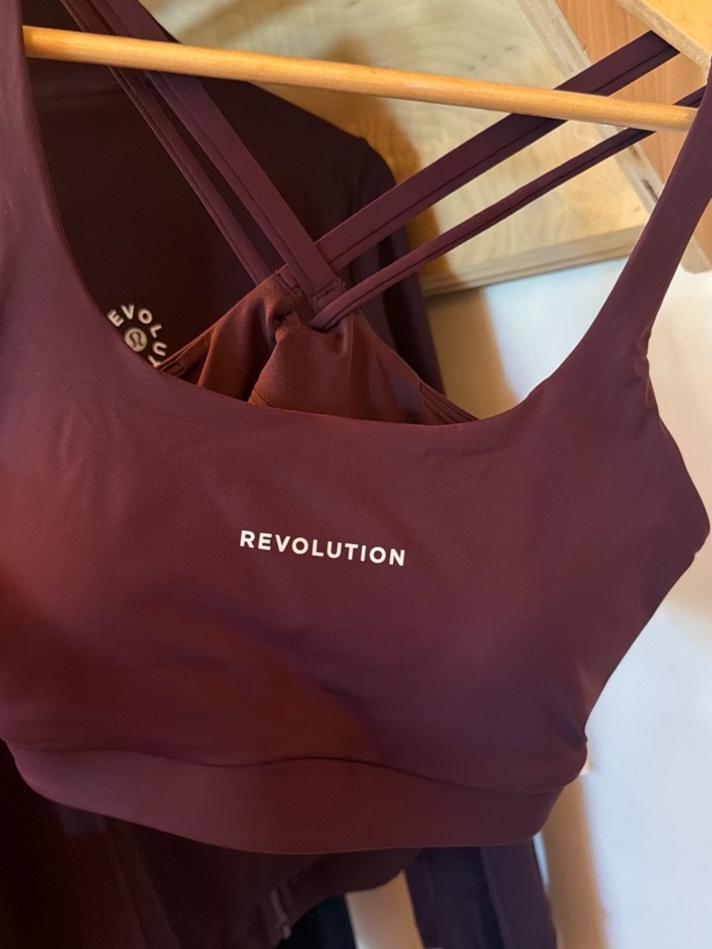 Lululemon Energy Bra *Evolve, NWT Black Plum